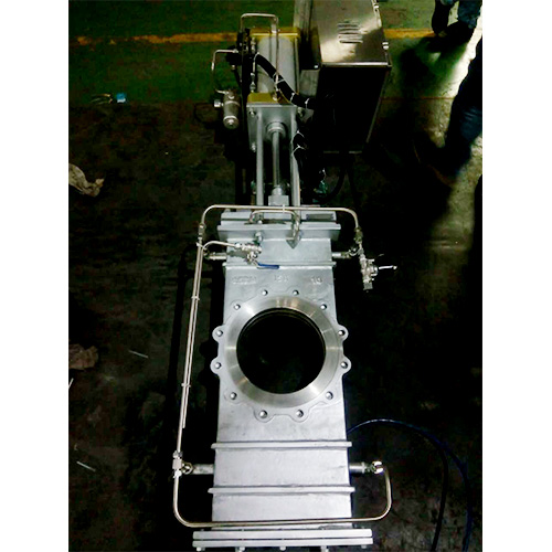 气动穿透式阀门